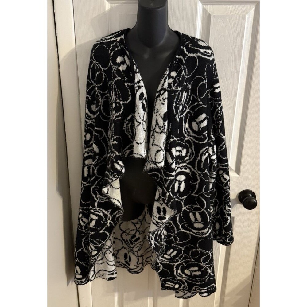Torrid Size 5 5X Disney Mickey Mouse Sweater Open Cardigan Black White